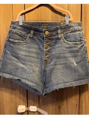 NWT KUT FROM THE KLOTH Tarun High Rise Button Fly Cuffed Short Size 6